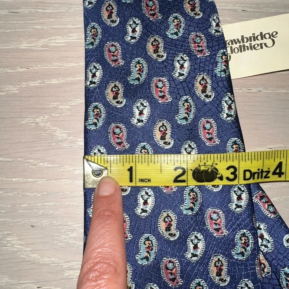 NWT Vintage blue Yves Saint Laurent neckwear Silk Tie